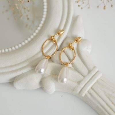 KolczykiKolczyki złocone z perłami Swarovskiego model Alaia