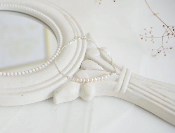 bransoletkiBransoletka srebrna z perełkami słodkowodnymi model Ariel