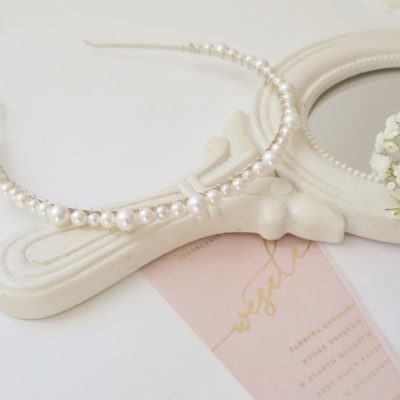 Dodatki ślubneSrebrna opaska z perłami model Perla